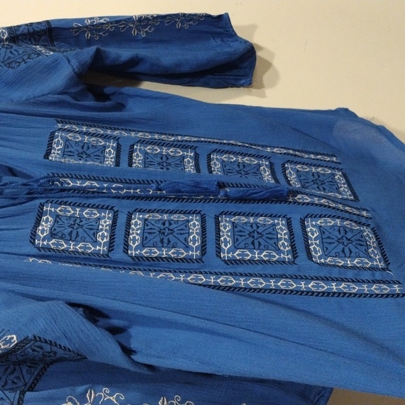 Solitaire Women's Royal Blue Embroidered Rayon Peasant Style Blouse Size L-Boho - Picture 3 of 6